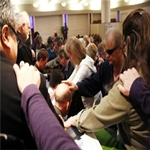 A função dos presbíteros e dos diáconos na igreja A função dos presbíteros e dos diáconos na igreja